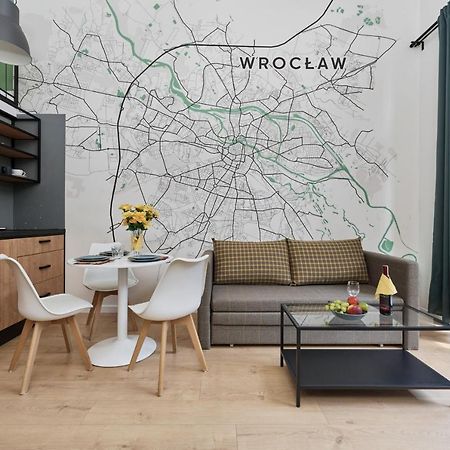 Mezzanine Studio Apartments Zarembowicza Wroclaw Airport By Renters 외부 사진