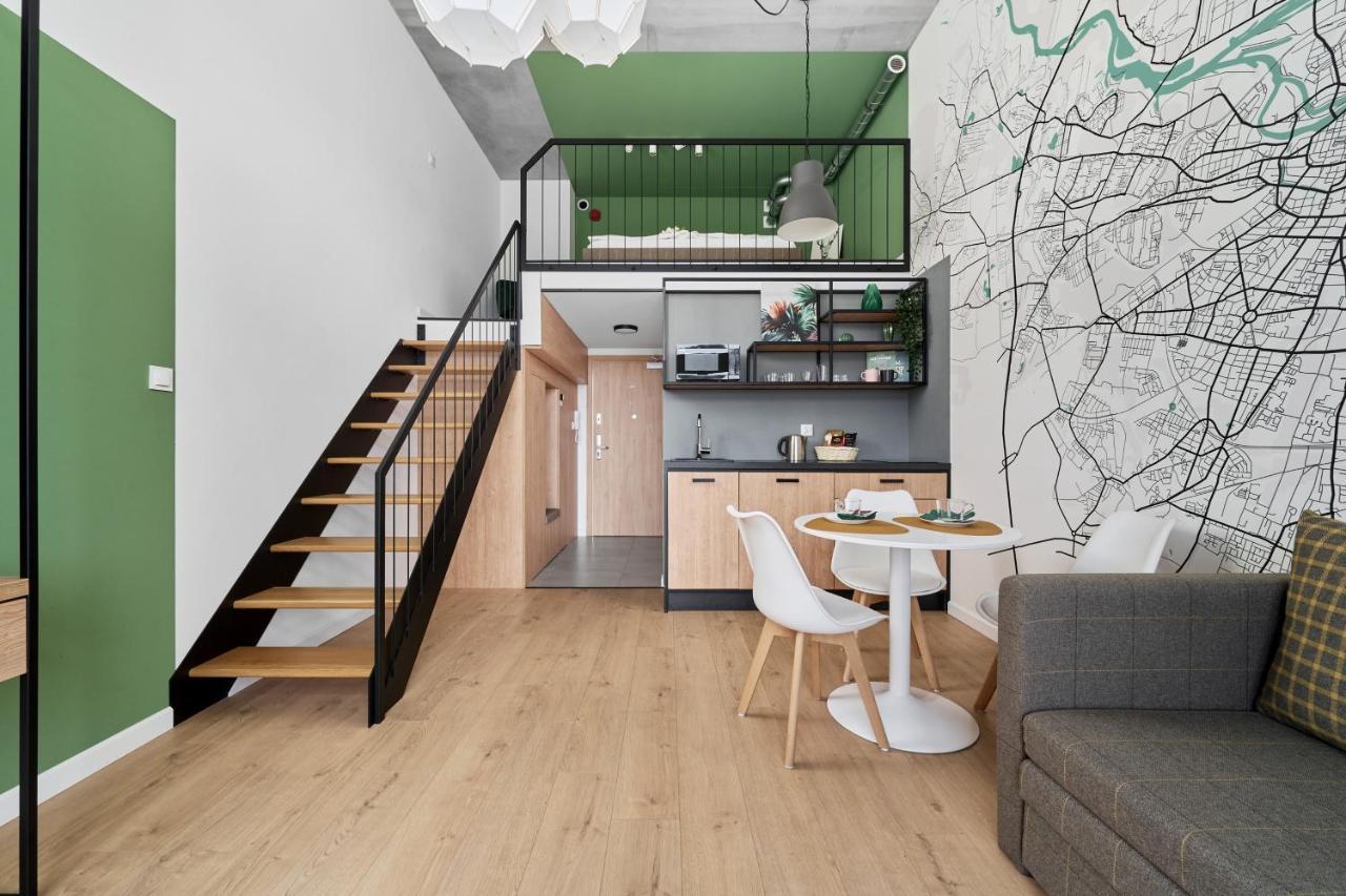 Mezzanine Studio Apartments Zarembowicza Wroclaw Airport By Renters 외부 사진