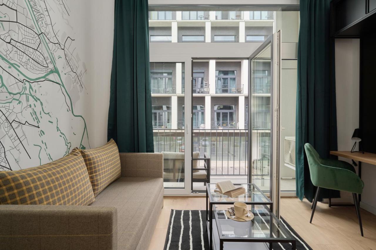 Mezzanine Studio Apartments Zarembowicza Wroclaw Airport By Renters 외부 사진